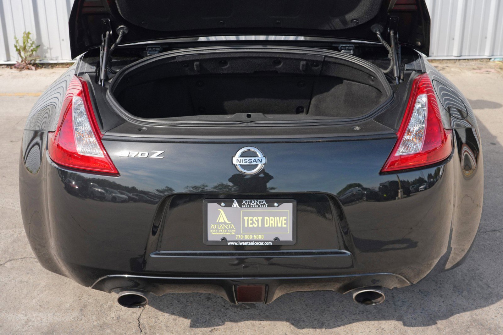 Used 2010 Nissan 370Z Touring w/ Sport Pkg image 9