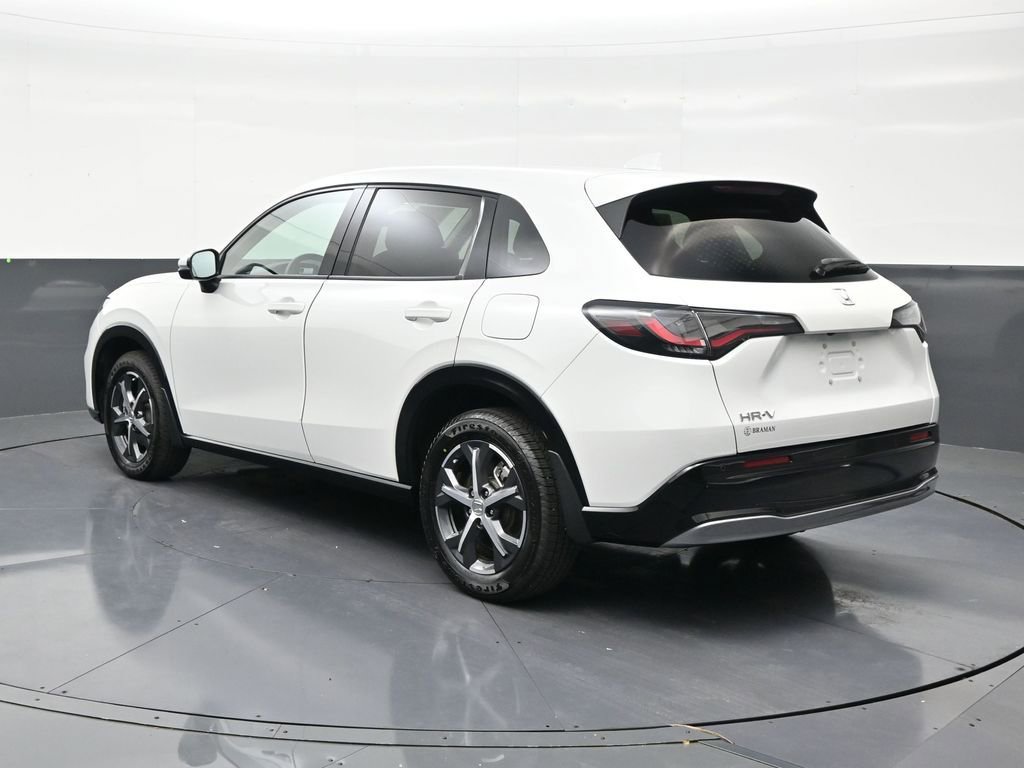 Used 2023 Honda HR-V EX-L image 3