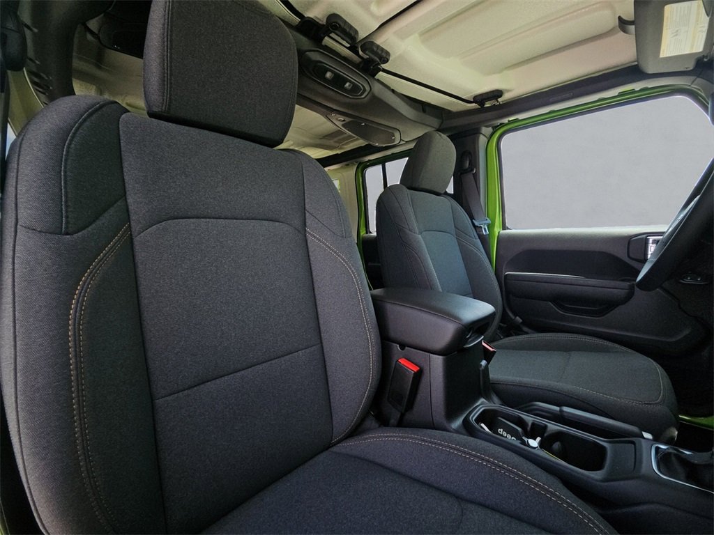 New 2025 Jeep Wrangler Sport S image 30