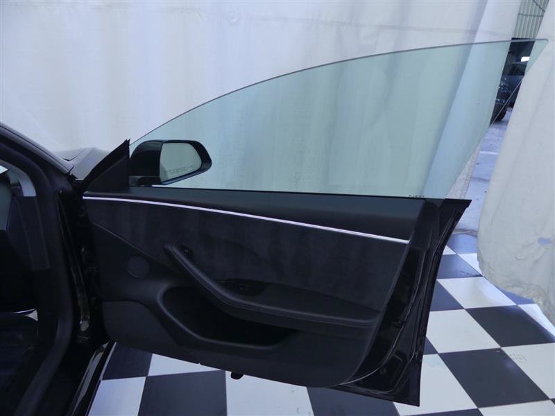 Used 2026 Tesla Model 3 AWD/4WD image 26
