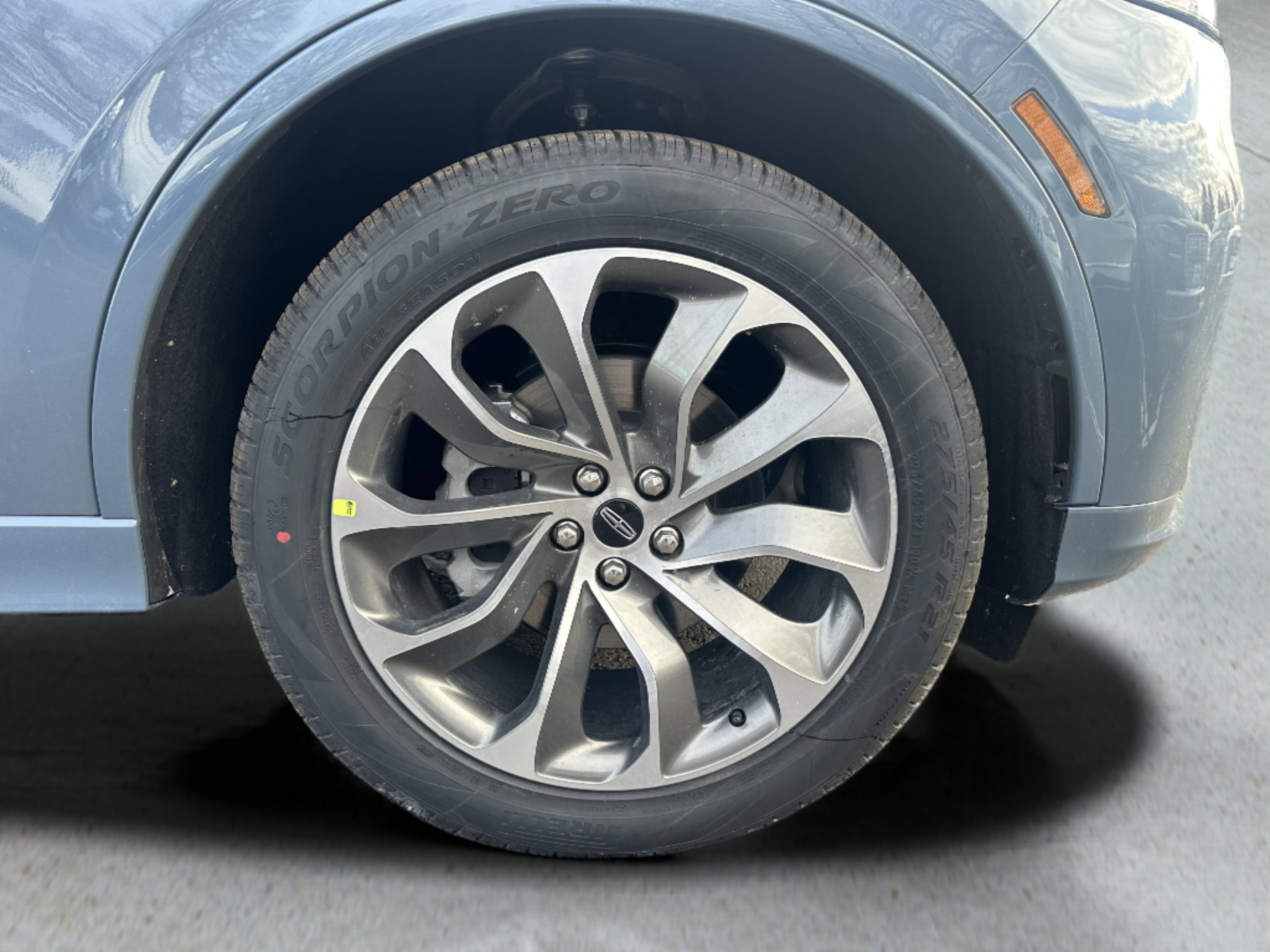 New 2026 Lincoln Aviator AWD image 8