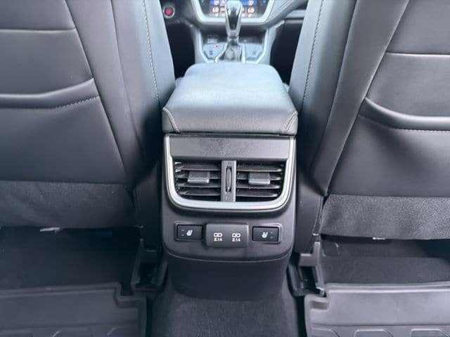 Used 2022 Subaru Outback Limited AWD/4WD image 21