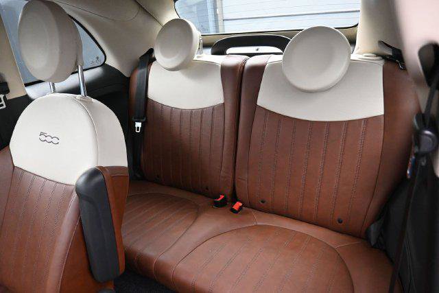 Used 2017 FIAT 500 Lounge FWD image 25