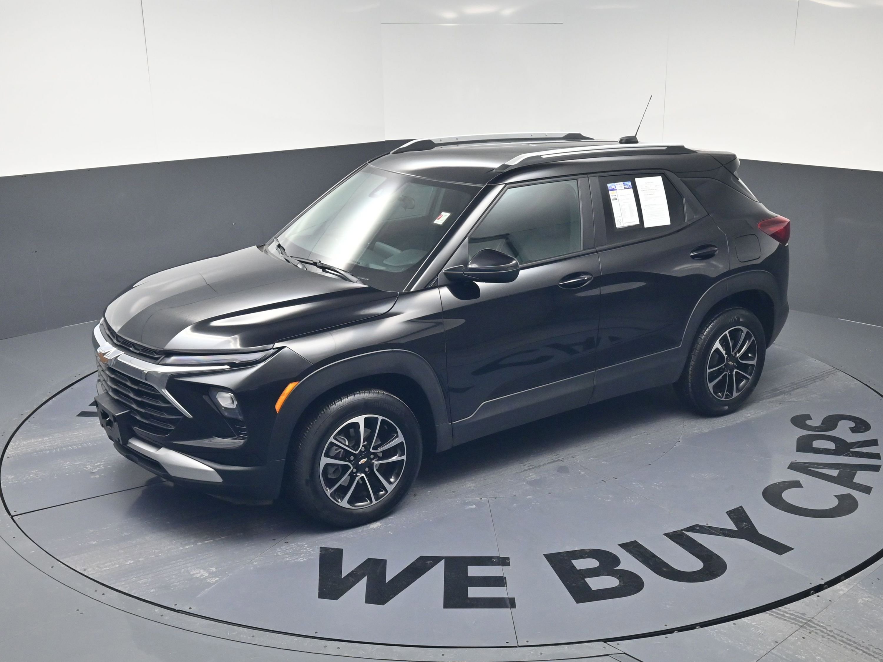 Certified 2025 Chevrolet TrailBlazer LT w/ Driver Confidence Package image 28