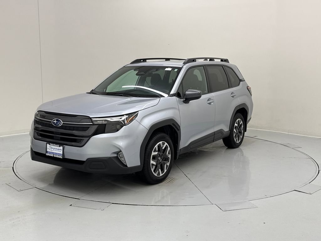 Used 2026 Subaru Forester Premium image 2
