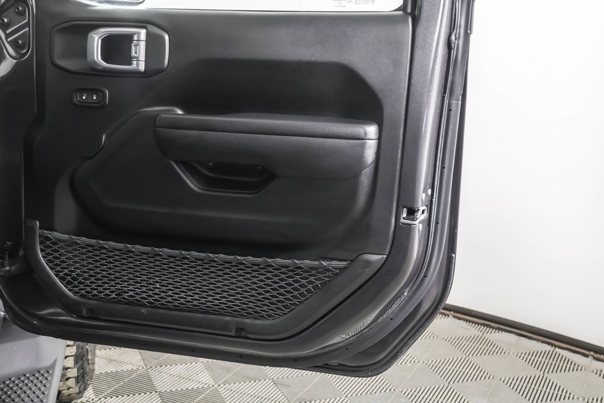 Used 2022 Jeep Wrangler Unlimited Sport S image 53