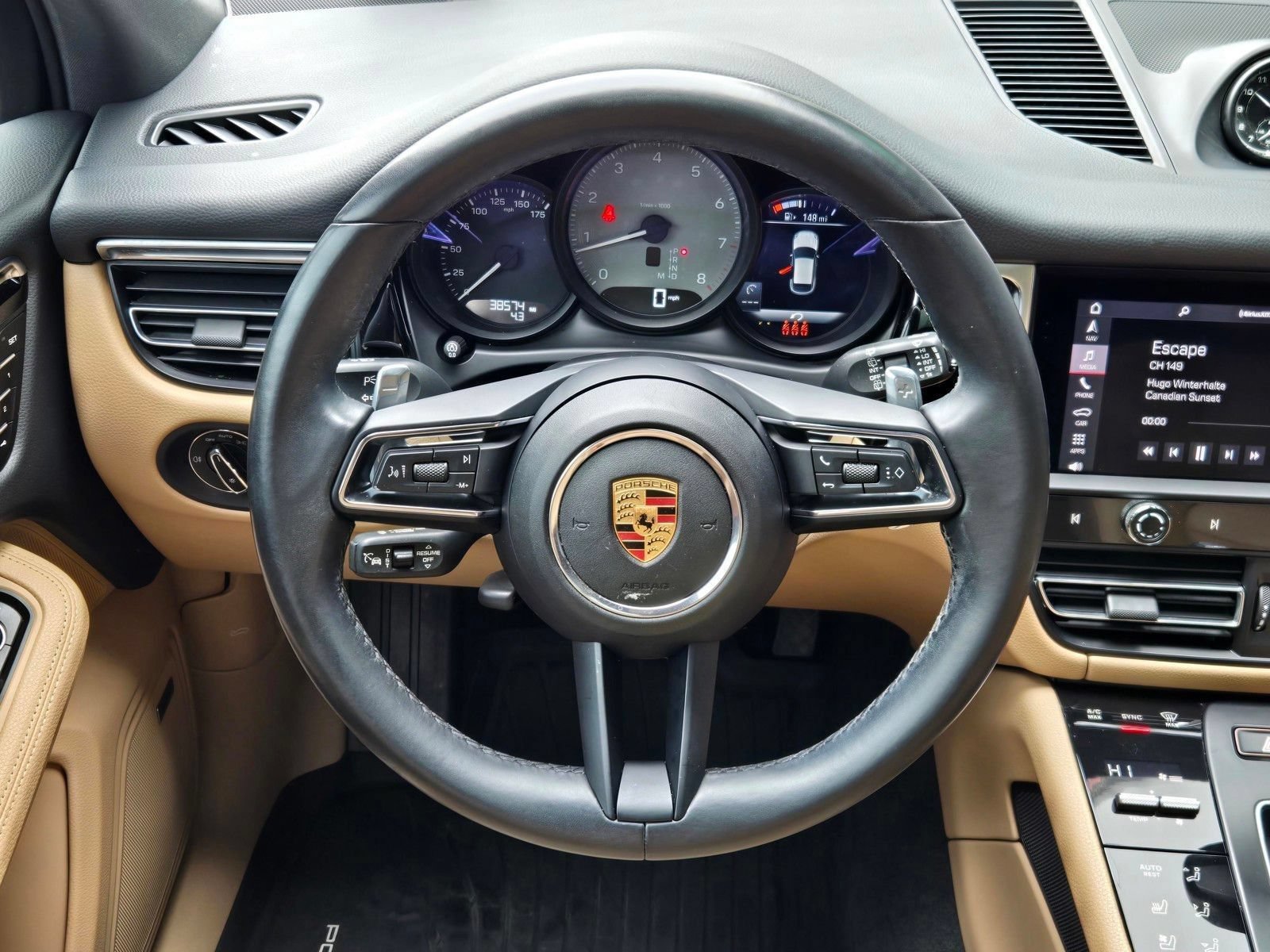 Certified 2024 Porsche Macan S AWD/4WD image 16