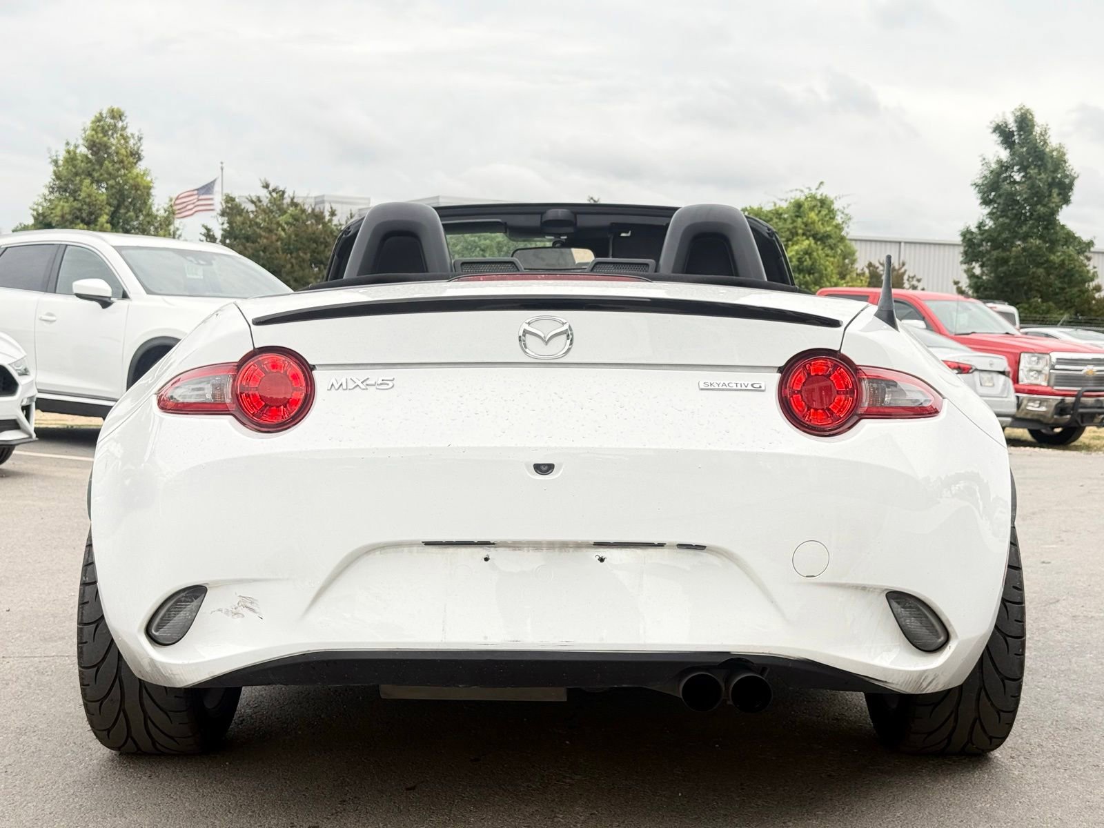 Used 2020 MAZDA MX-5 Miata Sport RWD image 15