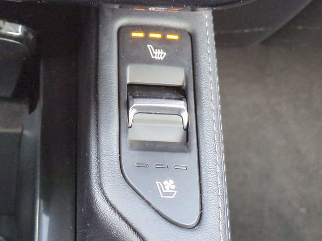 Used 2025 Kia Telluride SX w/ SX Captain's Chair Package image 24