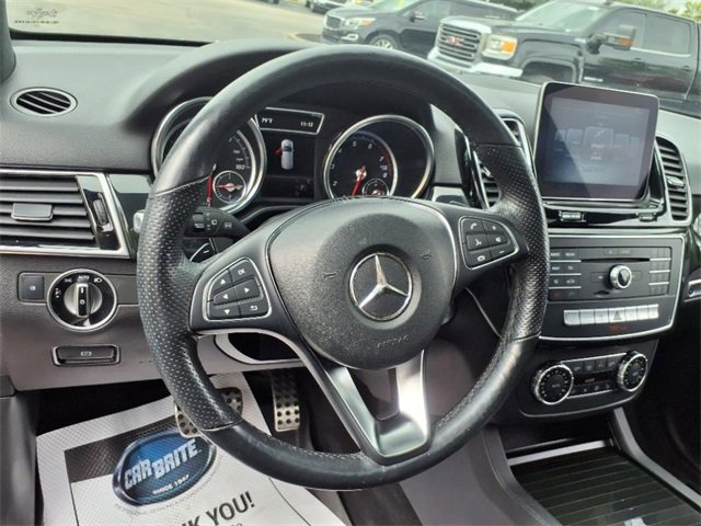 Used 2019 Mercedes-Benz GLE 400 4MATIC image 17