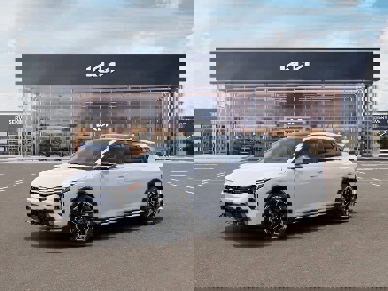 New 2026 Kia K4 GT-Line image 3