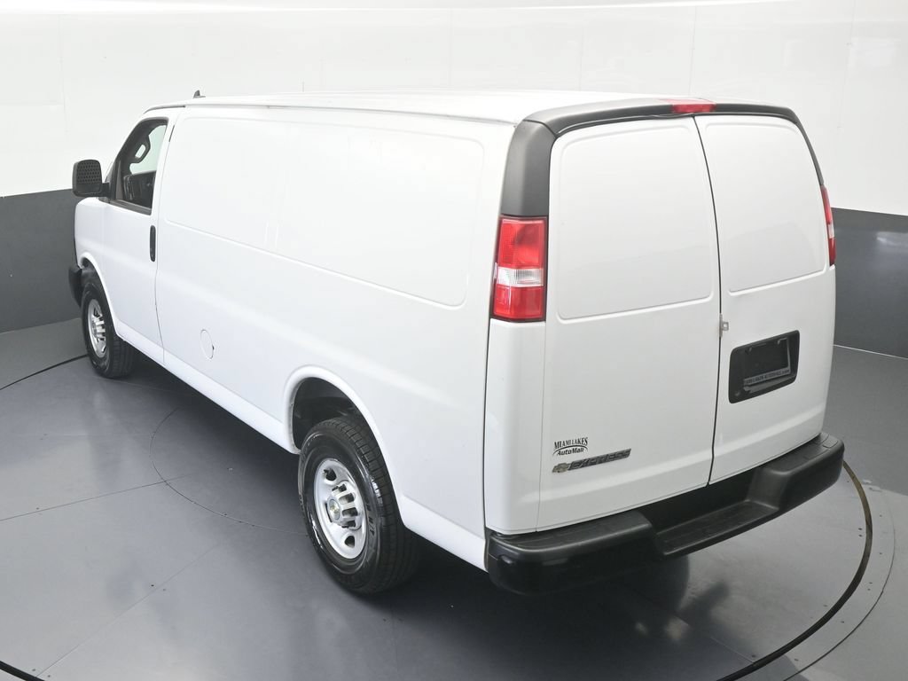 Used 2024 Chevrolet Express 2500 w/ Driver Convenience Package RWD image 42