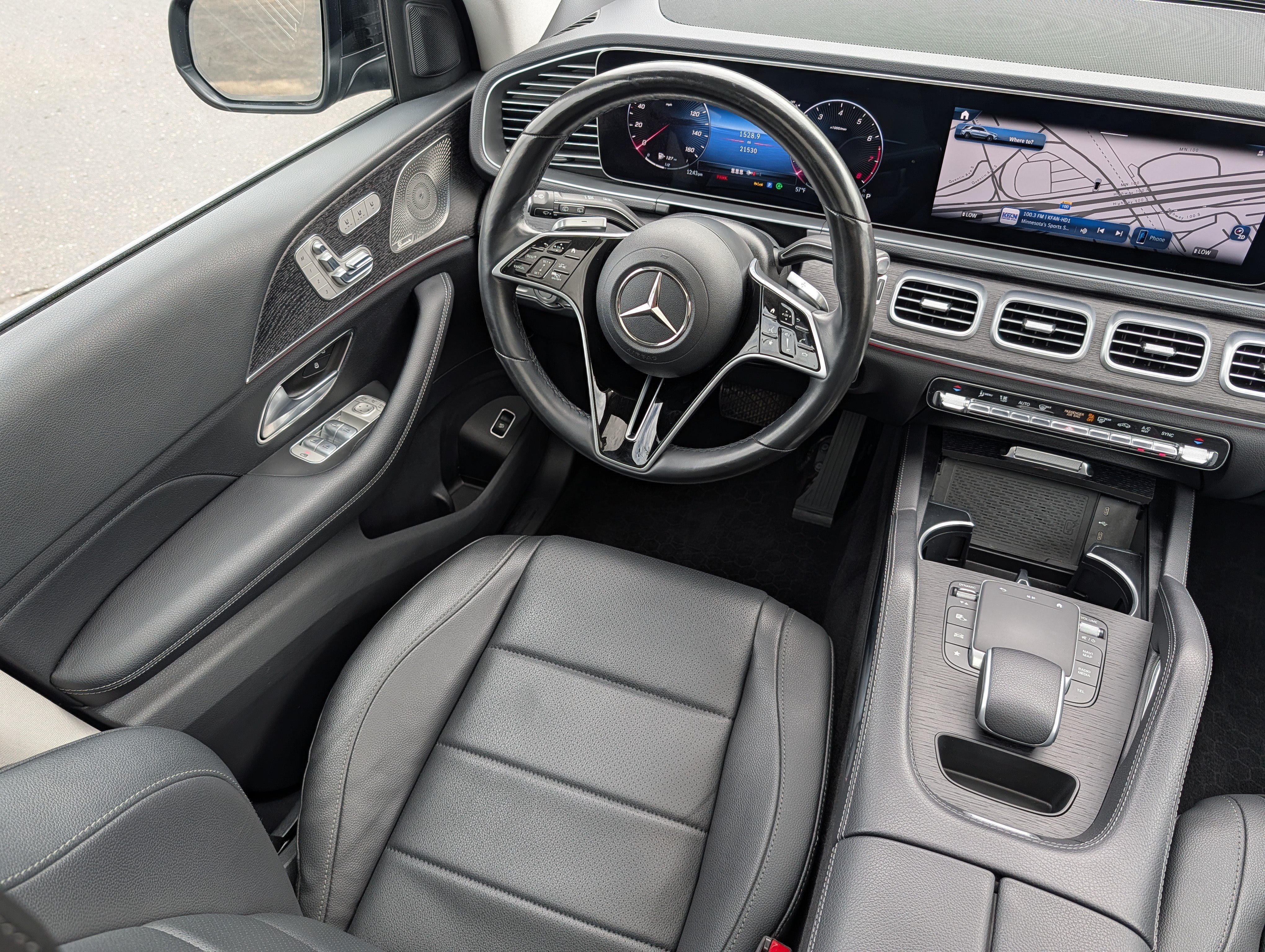 Used 2024 Mercedes-Benz GLE 450 4MATIC image 10