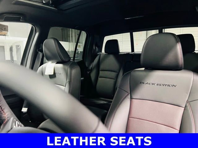 New 2026 Honda Ridgeline Black Edition image 3