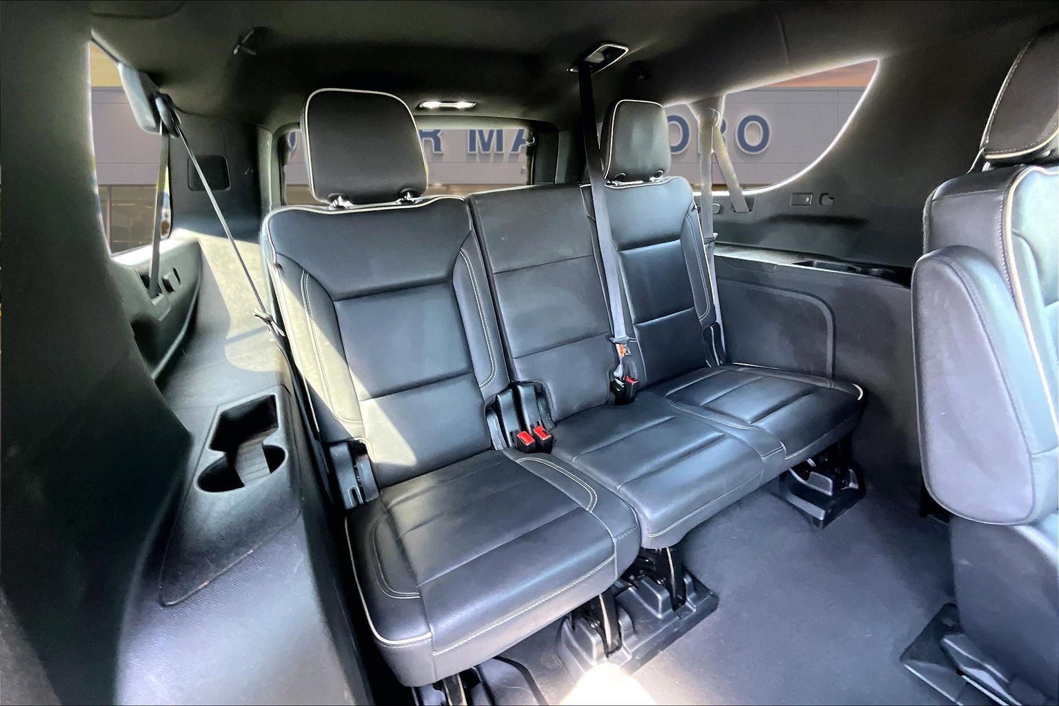 Used 2023 GMC Yukon XL SLT w/ SLT Premium Package AWD/4WD image 28