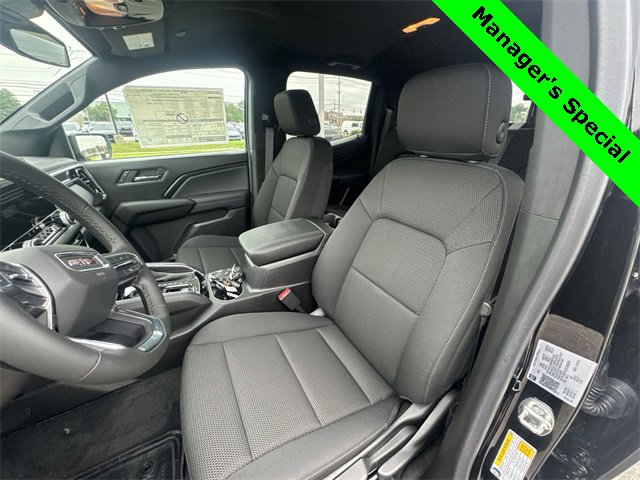 New 2025 GMC Canyon Elevation image 11