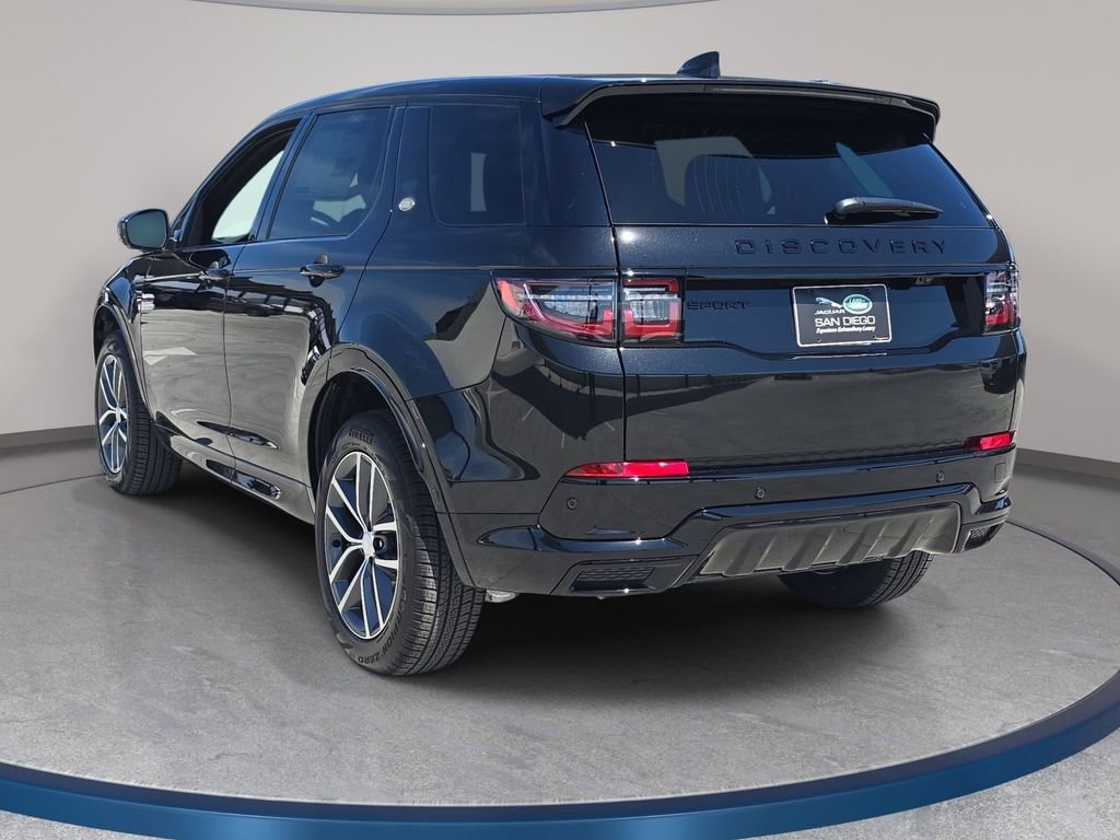 New 2026 Land Rover Discovery Sport Landmark image 7