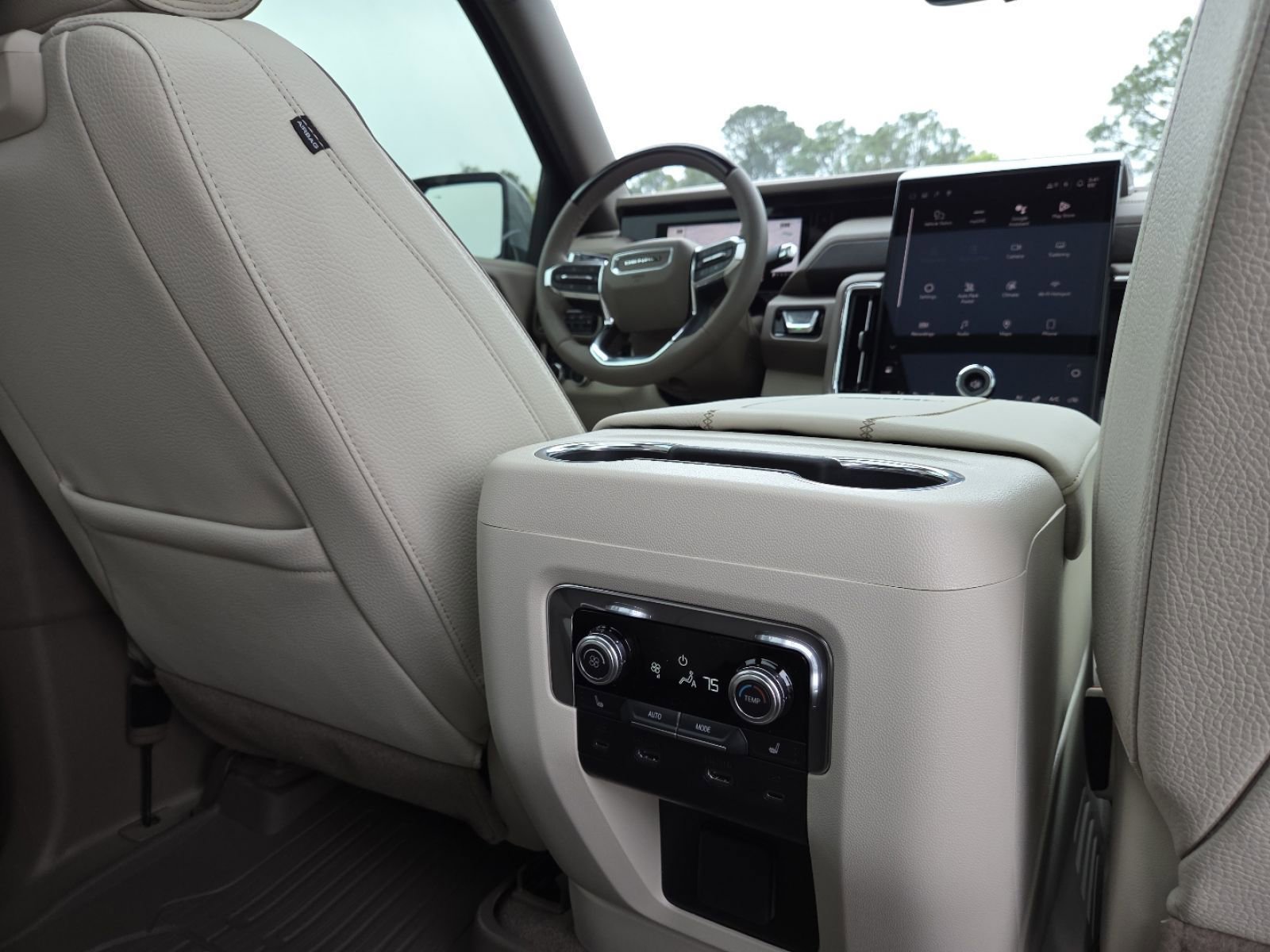 New 2026 GMC Yukon XL Denali image 31