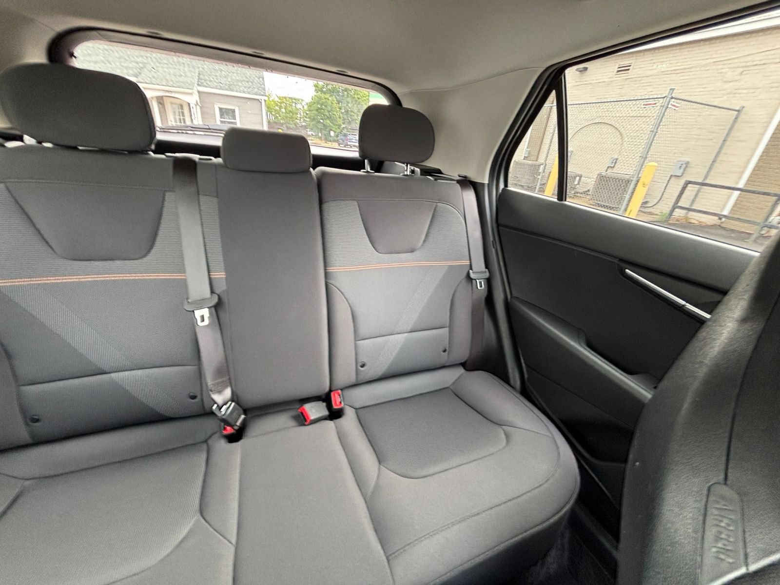 Used 2026 Kia Niro LX FWD image 36