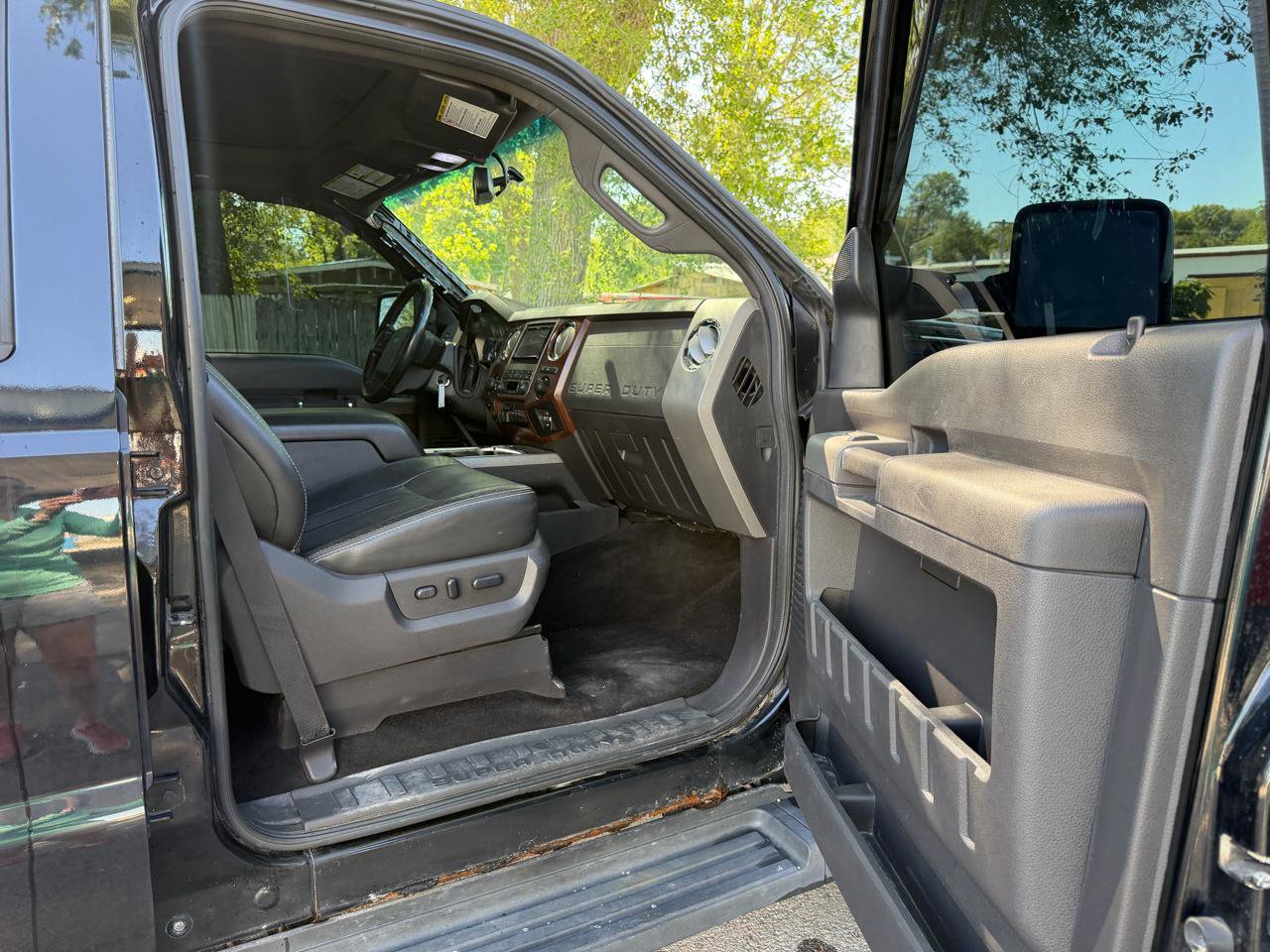 Used 2012 Ford F350 Lariat w/ FX4 4X4 Off-Road Pkg image 19