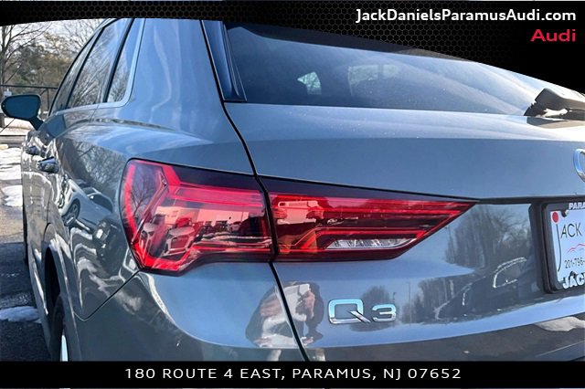 Used 2023 Audi Q3 2.0T Premium w/ Convenience Package image 22