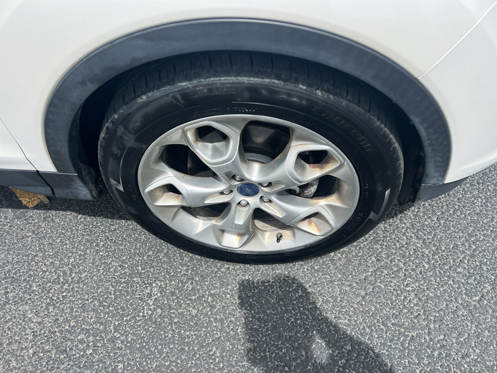 Used 2014 Ford Escape Titanium AWD/4WD image 2