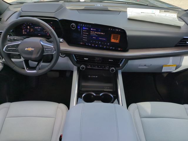 New 2026 Chevrolet Suburban Premier RWD image 15