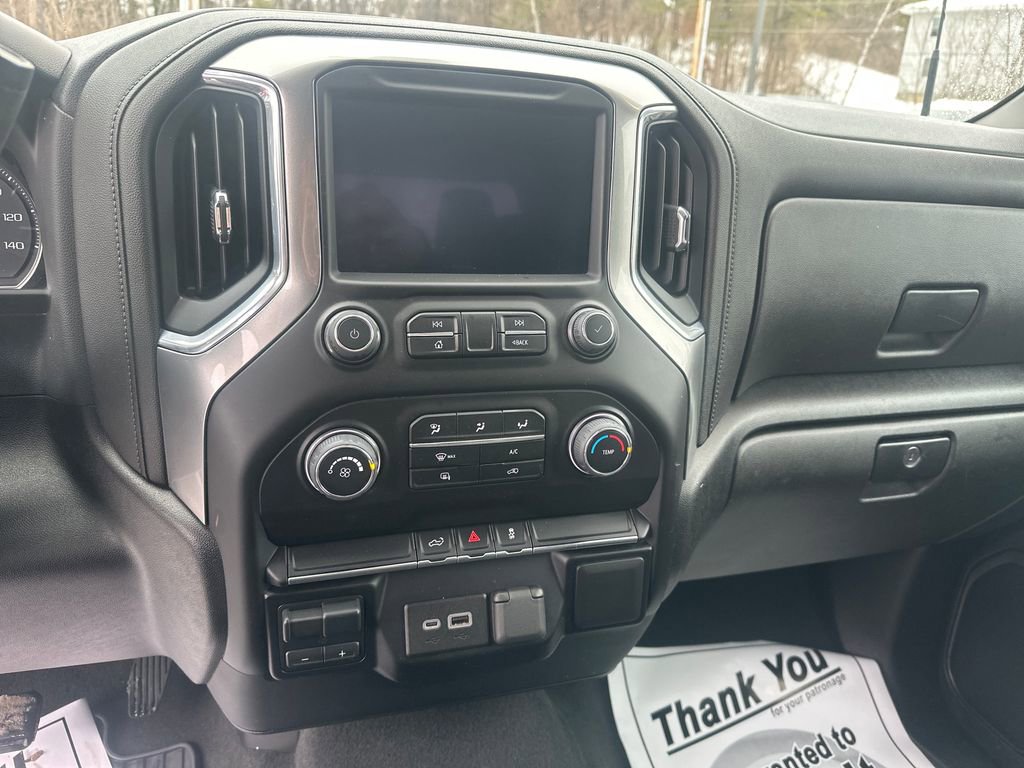 Used 2023 Chevrolet Silverado 2500 LT AWD/4WD image 9