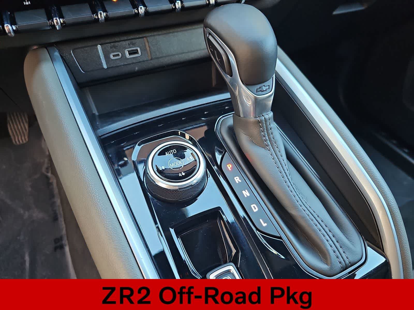 Used 2023 Chevrolet Colorado ZR2 w/ ZR2 Convenience Package III AWD/4WD image 21