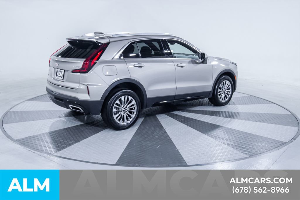 Used 2025 Cadillac XT4 Premium Luxury FWD image 10