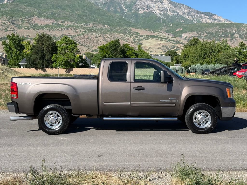 Used 2008 GMC Sierra 2500 SLE AWD/4WD image 8
