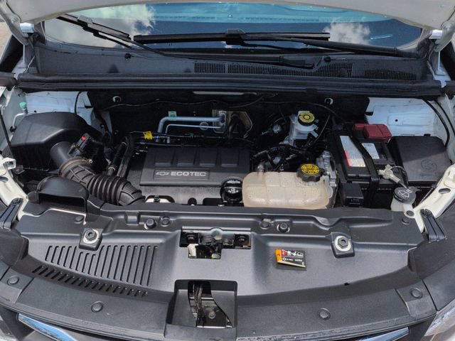 Used 2019 Chevrolet Trax LT w/ LT Convenience Package FWD image 30