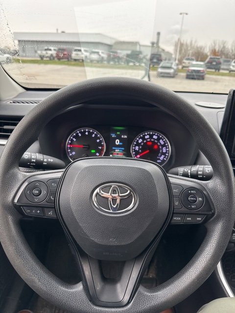 Used 2019 Toyota RAV4 XLE image 8