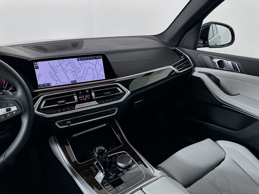 Used 2023 BMW X5 xDrive40i w/ Premium Package image 23