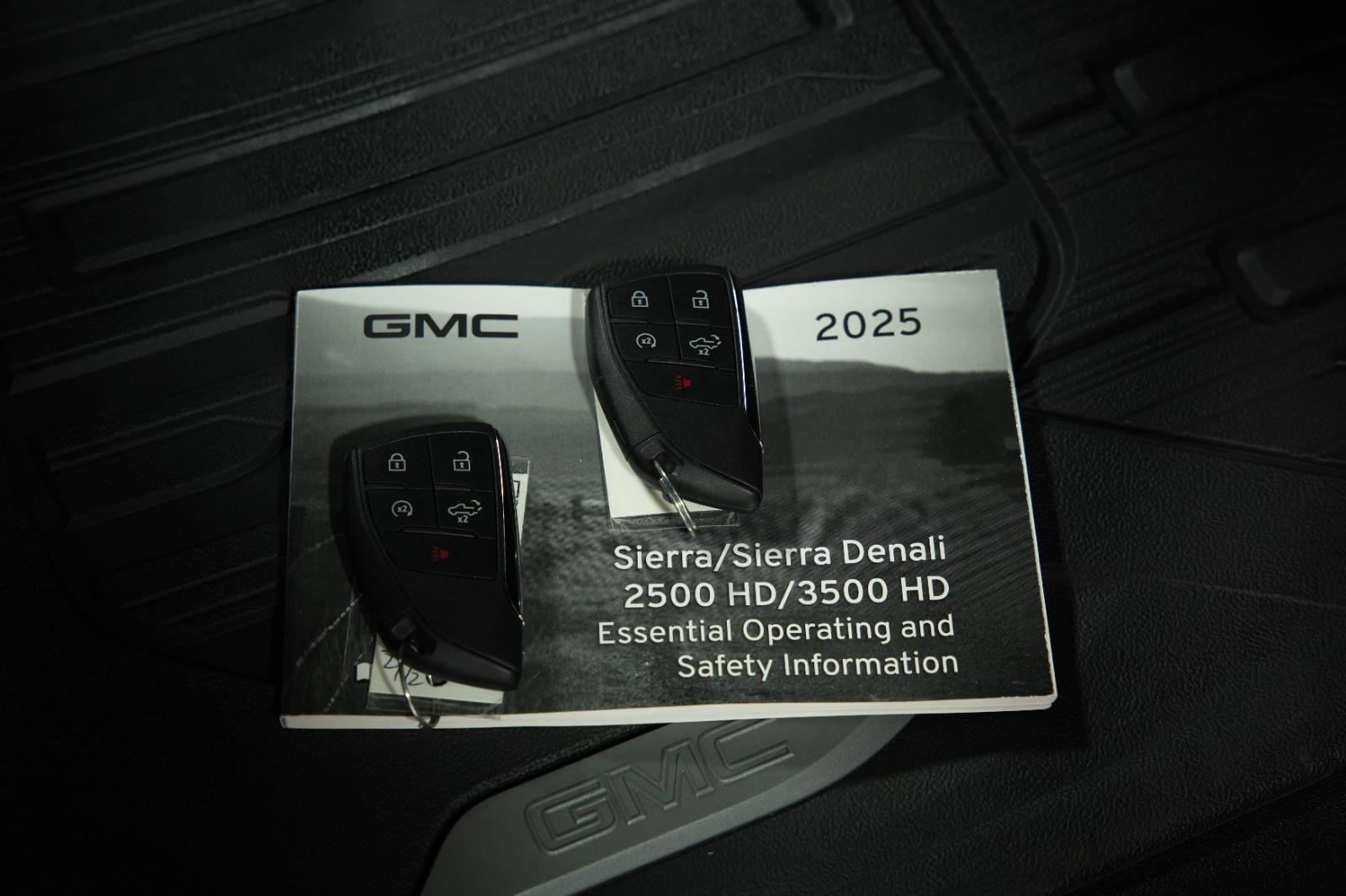 Used 2025 GMC Sierra 2500 SLE w/ SLE Value Package; image 17