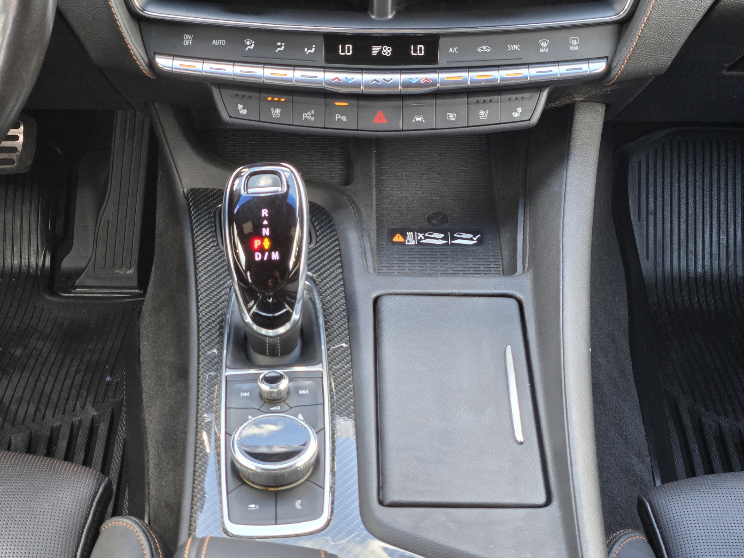 Used 2022 Cadillac CT5 V w/ Premium Package RWD image 15
