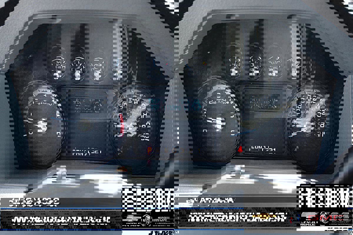 Used 2015 Ford F550 4x4 Regular Cab Super Duty image 22