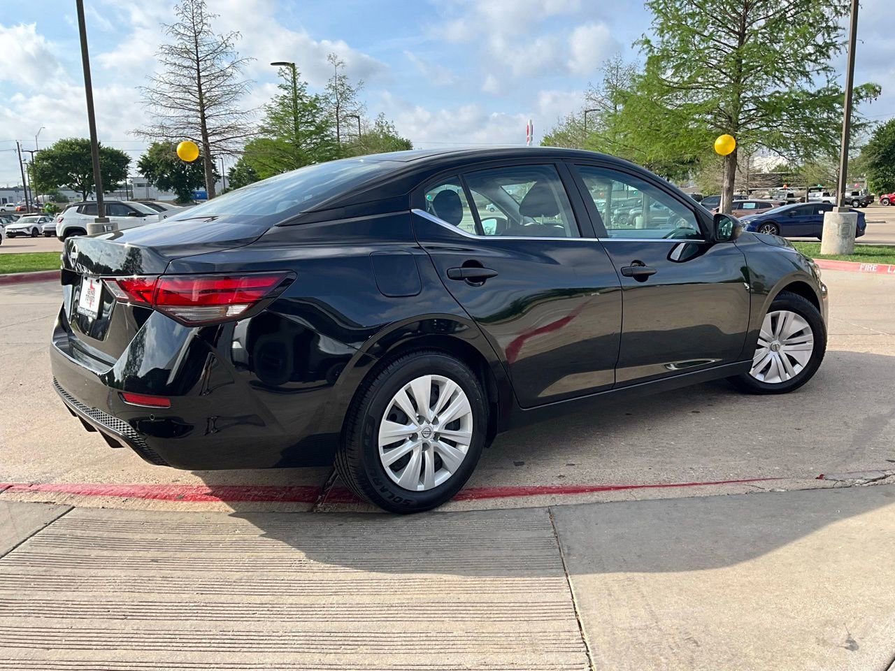 Used 2025 Nissan Sentra S image 6