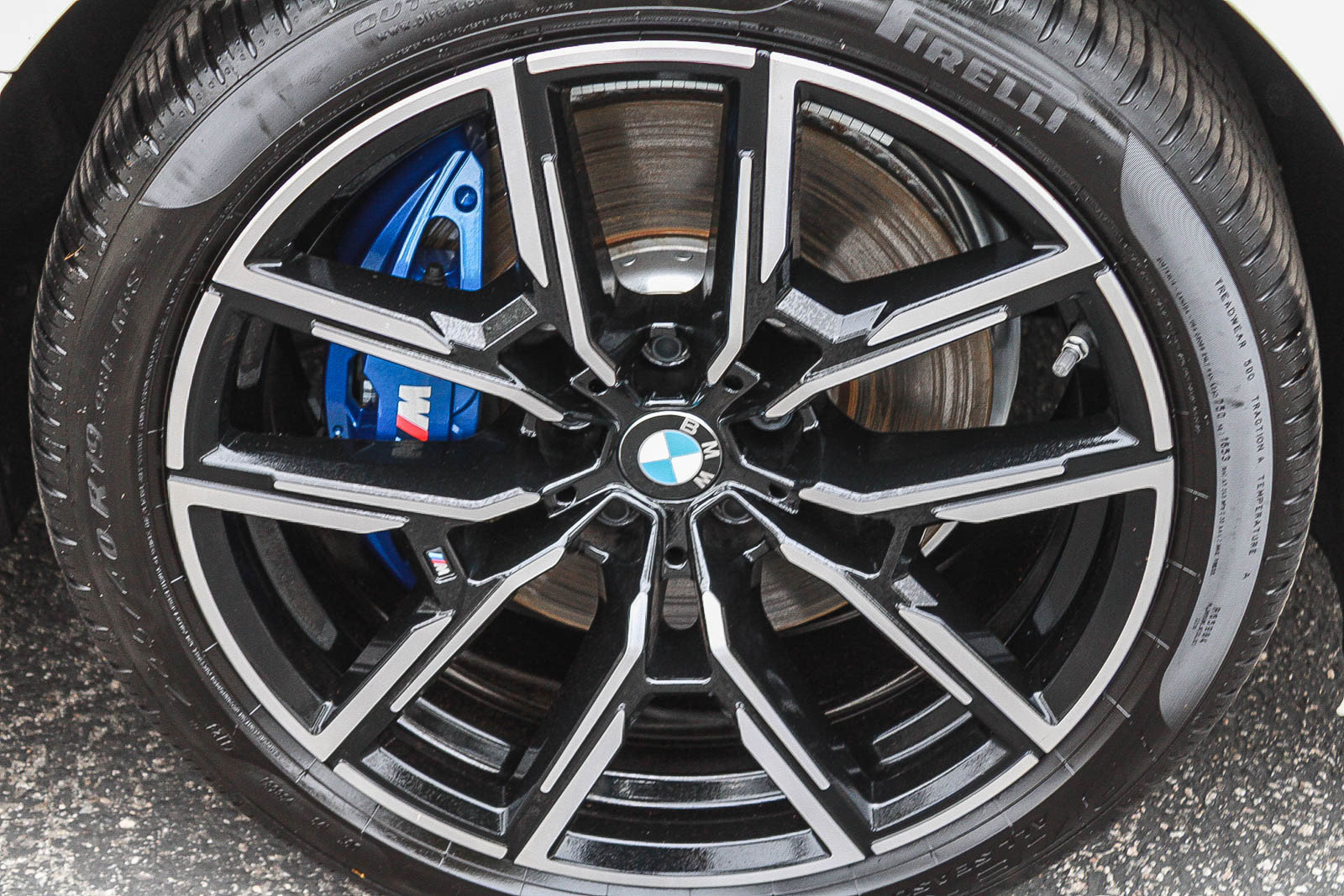 Certified 2025 BMW i4 xDrive40i w/ M Sport Package AWD/4WD image 10