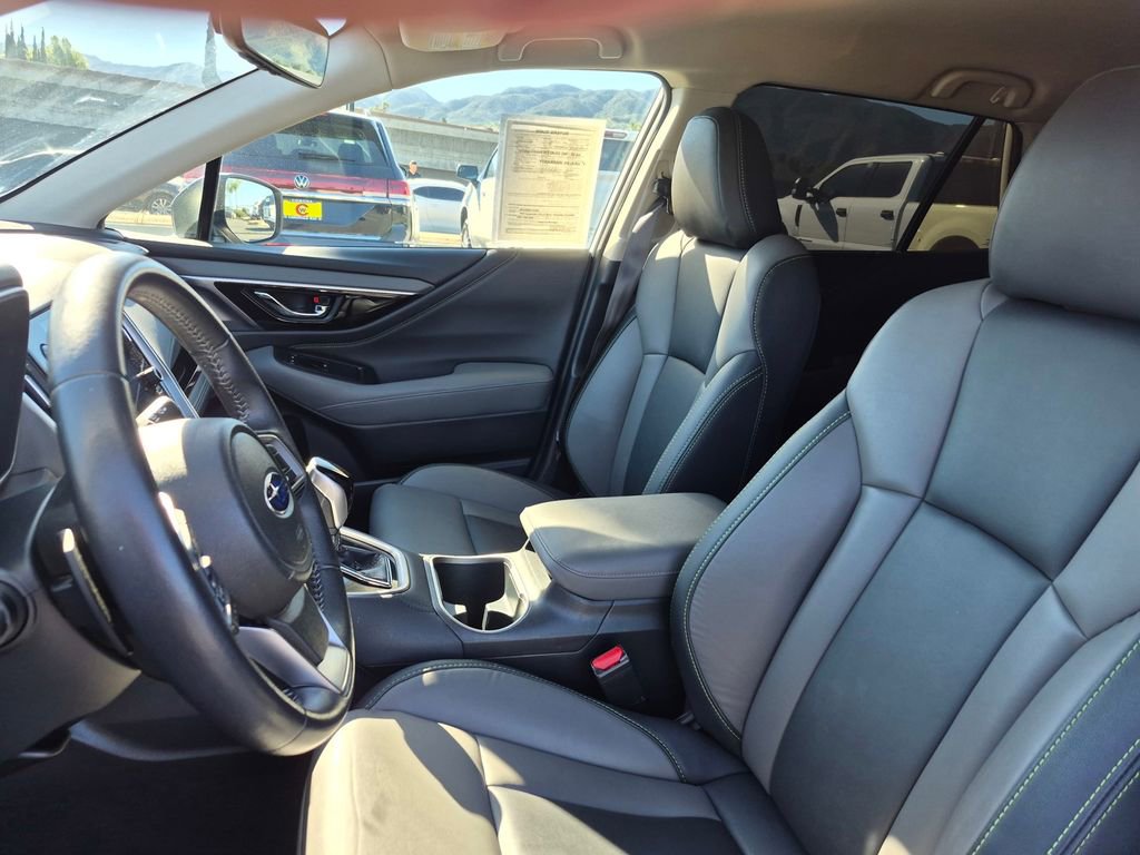 Used 2023 Subaru Outback Onyx Edition w/ Popular Package #2 image 24
