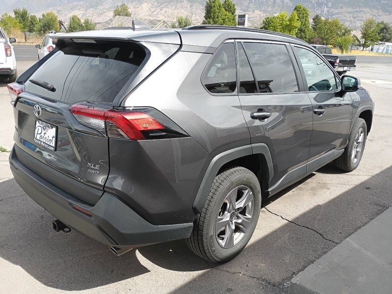 Used 2023 Toyota RAV4 XLE image 5
