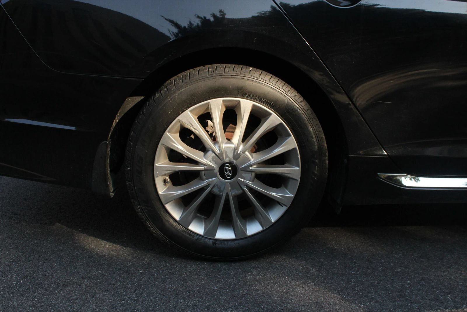 Used 2015 Hyundai Sonata Limited FWD image 5