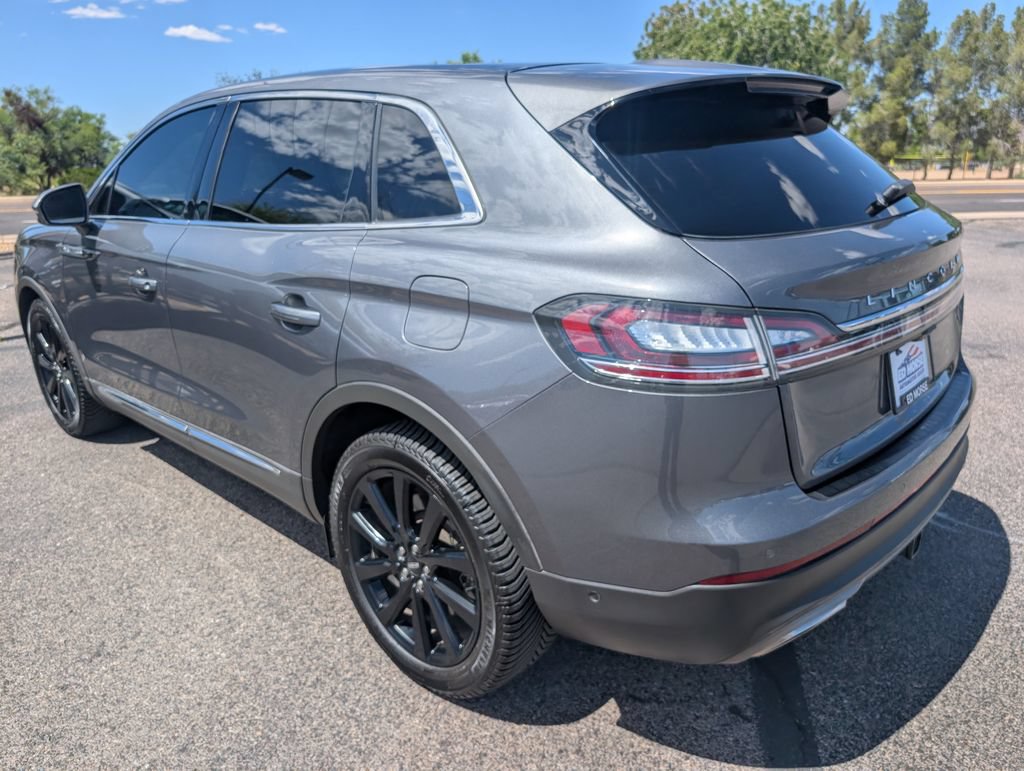 Used 2022 Lincoln Nautilus Reserve AWD/4WD image 3