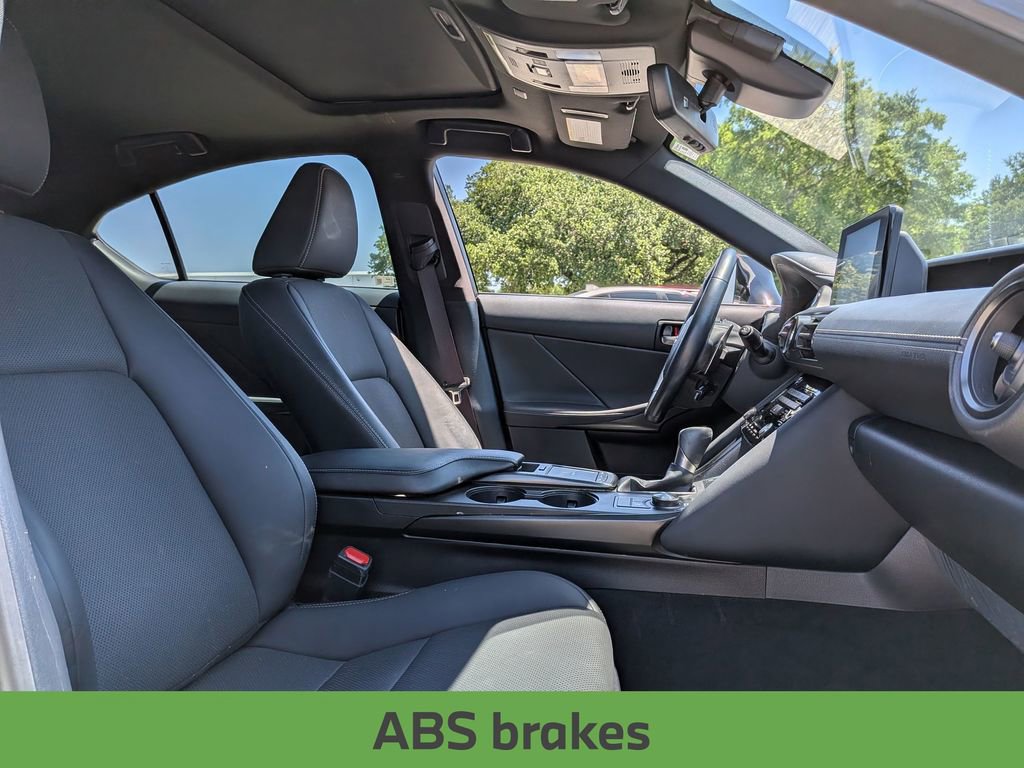 Used 2023 Lexus IS 300 w/ Comfort Package RWD image 30