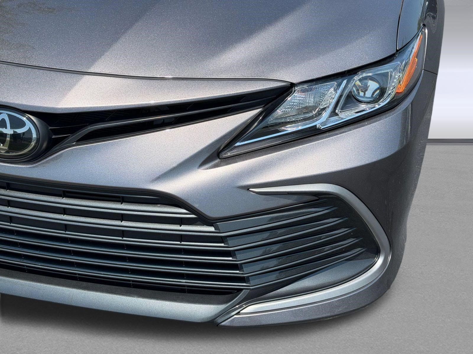 Used 2024 Toyota Camry LE FWD image 12