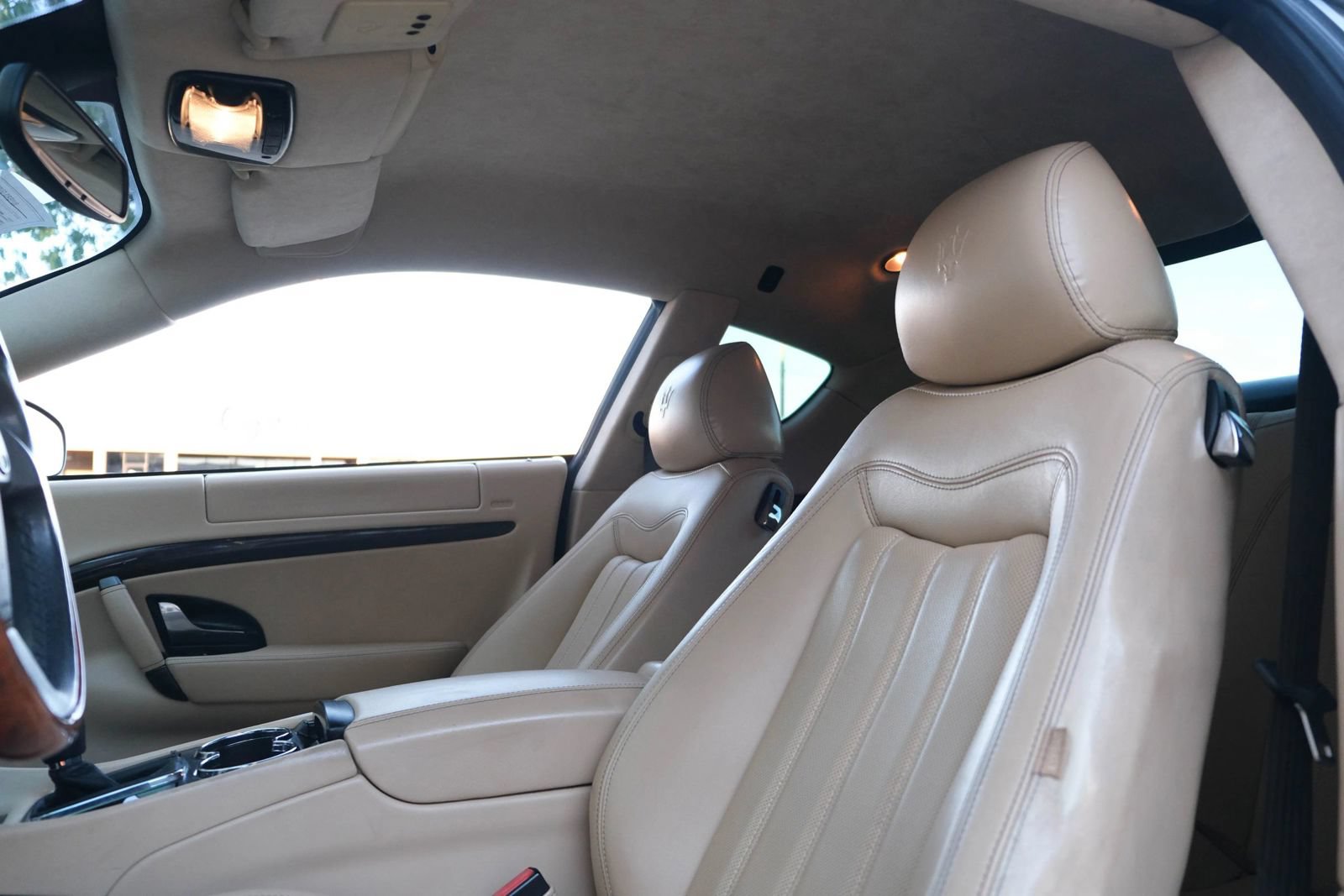 Used 2010 Maserati GranTurismo Coupe RWD image 22