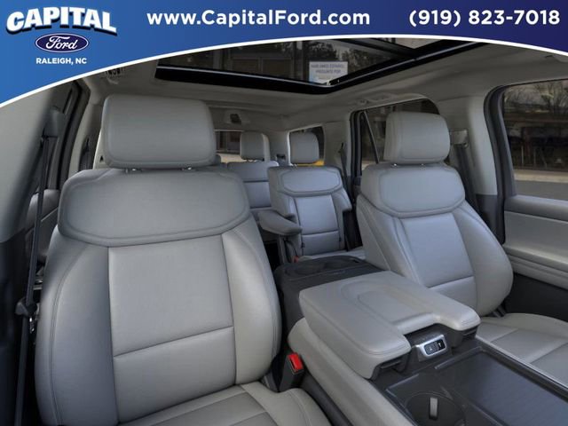 New 2026 Ford Expedition Active image 10