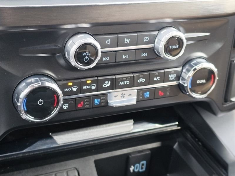 Used 2024 Ford F250 Lariat w/ Lariat Ultimate Package image 27