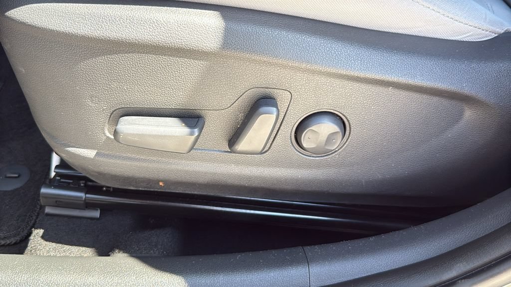 Used 2023 Hyundai Kona SEL FWD image 21