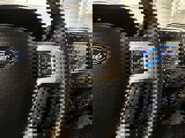 Used 2019 Ford F250 Lariat w/ Lariat Ultimate Package image 9